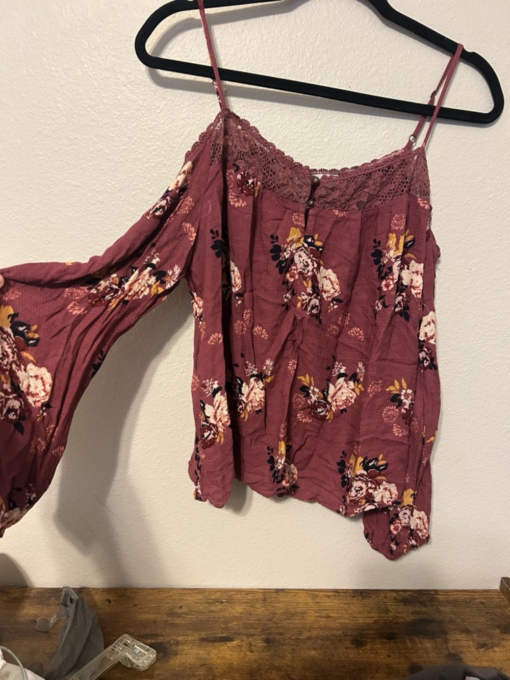 Jolt Rose-Pink Floral Cold-Shoulder Blouse Womens Size Large